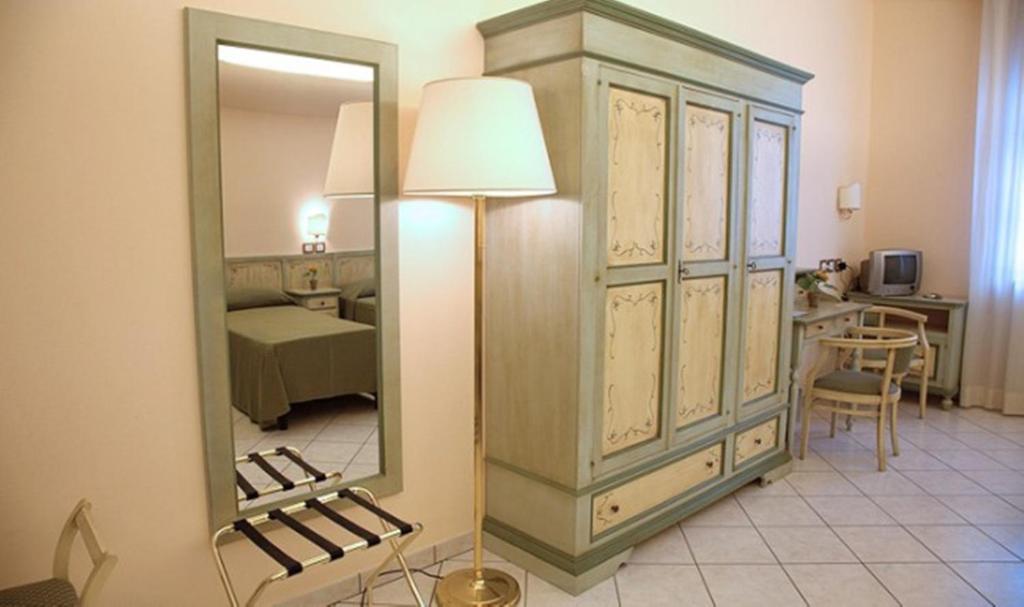 Villa Santa Margherita - B&B Κορτόνα Δωμάτιο φωτογραφία