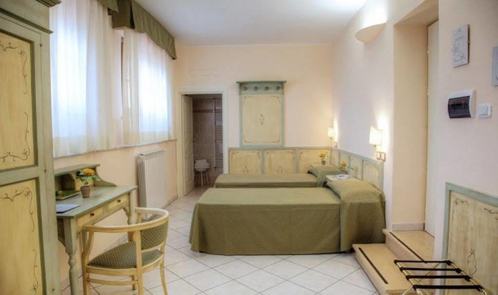 Villa Santa Margherita - B&B Κορτόνα Εξωτερικό φωτογραφία